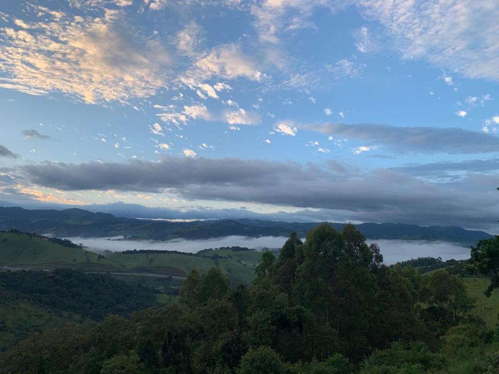 Pousada Campestre Sitio Da Lua Camanducaia Buitenkant foto